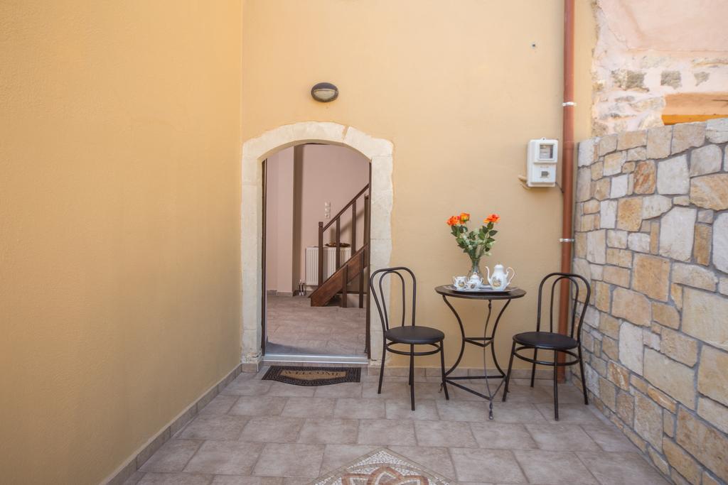 Villa Galanthus Lísztarosz Kültér fotó