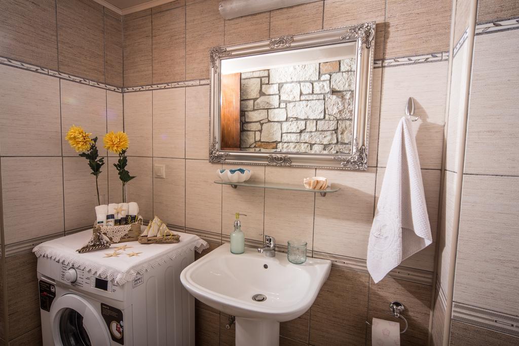Villa Galanthus Lísztarosz Kültér fotó